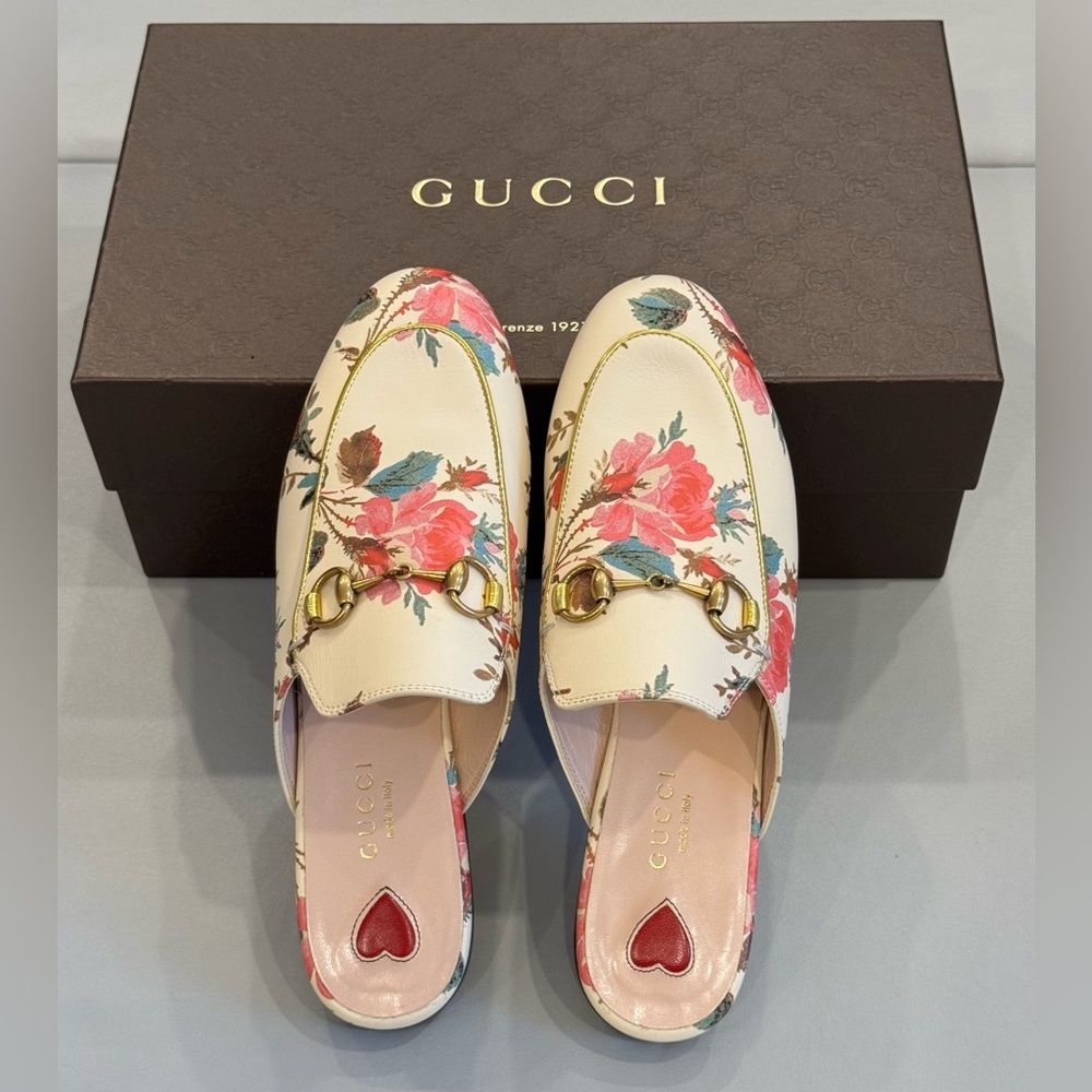 GUCCI Princetown Floral Horsebit Mules (Size 35)